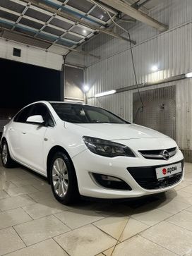Opel Astra, 2014 г., Москва