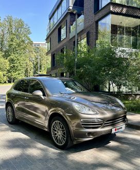 Porsche Cayenne, 2013 г., Москва