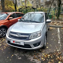 ВАЗ (Лада) Granta, 2015 г., Москва