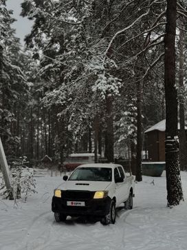 Toyota Hilux, 2012 г., Томск