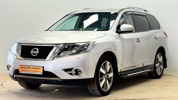 Nissan Pathfinder, 2015 г., Киров
