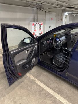 Hyundai Elantra, 2010 г., Москва