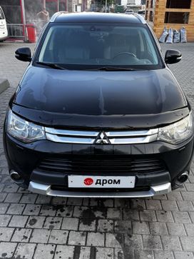 Mitsubishi Outlander, 2014 г., Кемерово