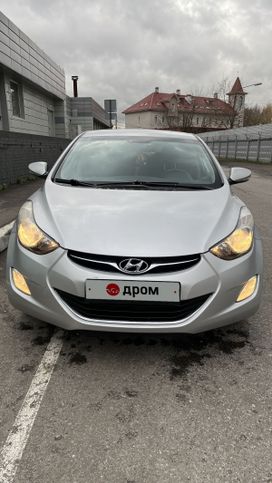 Hyundai Elantra, 2013 г., Москва