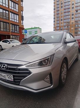 Hyundai Elantra, 2019 г., Барнаул