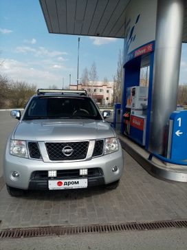 Nissan Navara, 2011 г., Тюмень