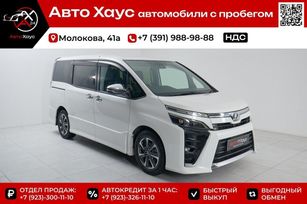 Toyota Voxy, 2018 г., Красноярск