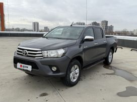 Toyota Hilux, 2015 г., Казань