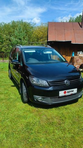Volkswagen Touran, 2011 г., Новосибирск