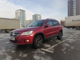 Volkswagen Tiguan, 2010 г., Барнаул