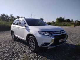 Mitsubishi Outlander, 2018 г., Владивосток
