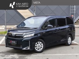 Toyota Voxy, 2018 г., Казань