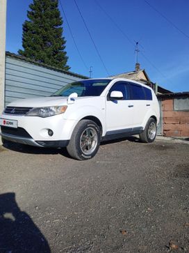 Mitsubishi Outlander, 2009 г., Кемерово