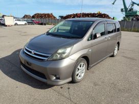 Toyota Isis, 2010 г., Владивосток