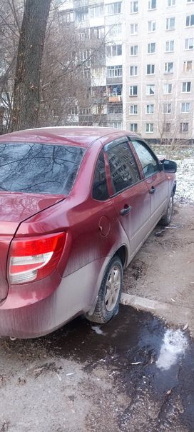 ВАЗ (Лада) Granta, 2013 г., Пермь