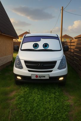 Hyundai H-1 Starex, 2011 г., Омск