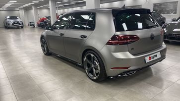 Volkswagen Golf, 2018 г., Москва