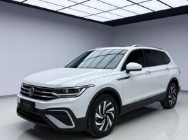 Volkswagen Tiguan, 2022 г., Владивосток