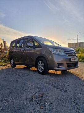 Nissan Serena, 2010 г., Владивосток