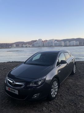 Opel Astra, 2010 г., Красноярск