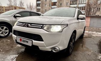 Mitsubishi Outlander, 2012 г., Барнаул