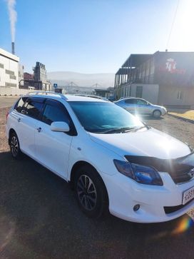 Toyota Corolla Fielder, 2011 г., Красноярск