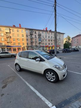 Mercedes-Benz A-класс, 2012 г., Омск