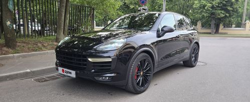 Porsche Cayenne, 2015 г., Москва