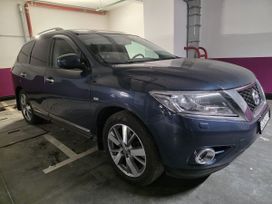 Nissan Pathfinder, 2015 г., Москва