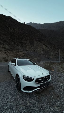 Mercedes-Benz E-класс, 2021 г., Омск